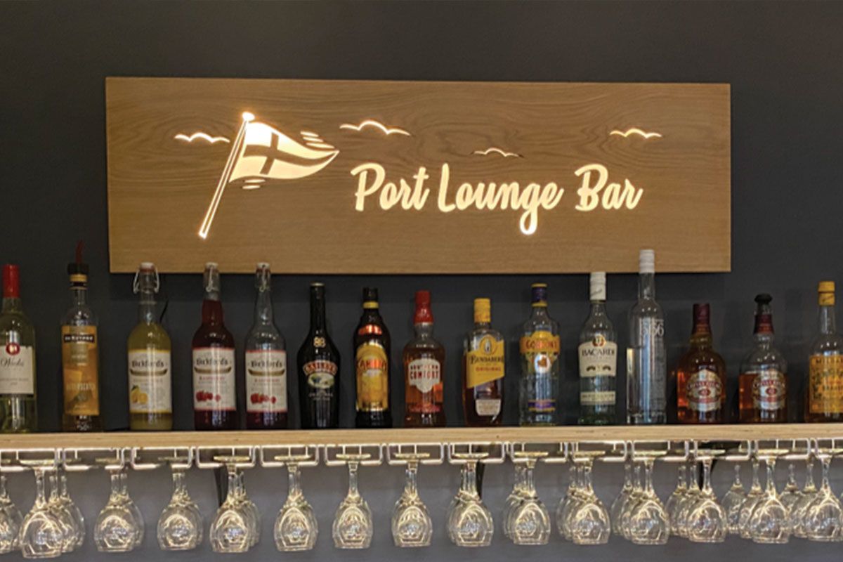 Signage Port Lounge Bar